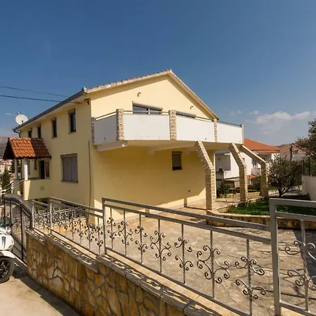 Appartement Damineee - Trogir