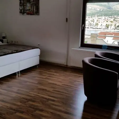 Damineee - Appartement Trogir